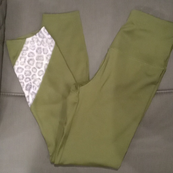 Soulgani Active Pants - 133. NWOT Soulgani Active high-waisted leggings PET HAIR PROOF SIZE:XXSP(QVC)